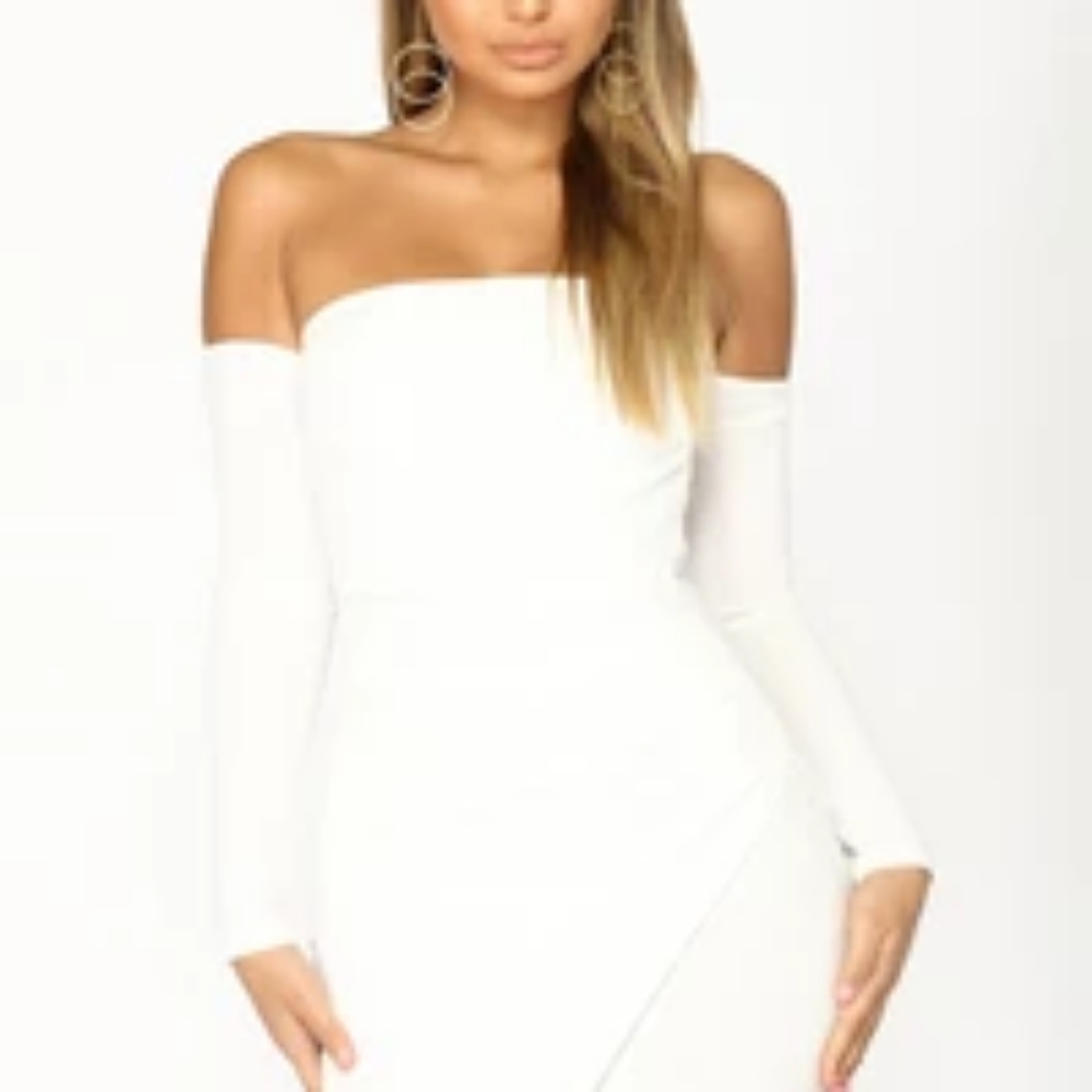 Feelin' My Vibe Midi Dress